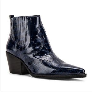 San Edelman croc bootie